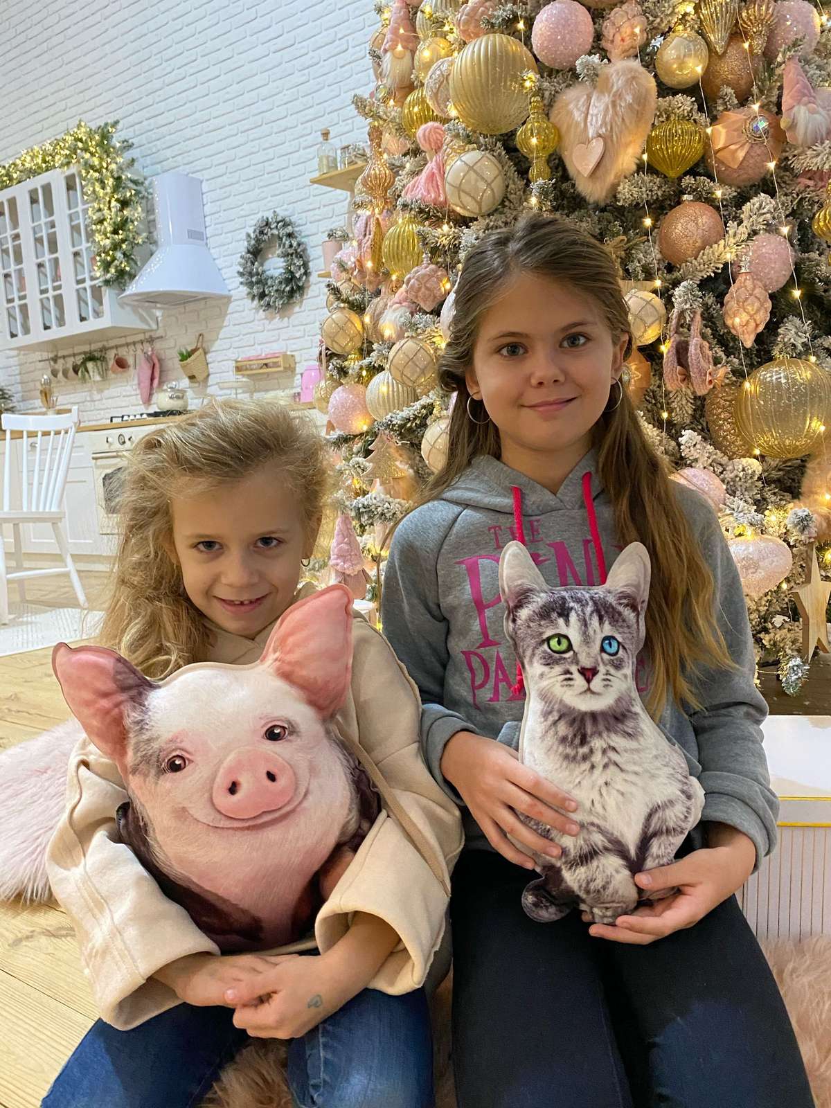 Реалістична іграшка-подушка Сірий кошеня - фото 3