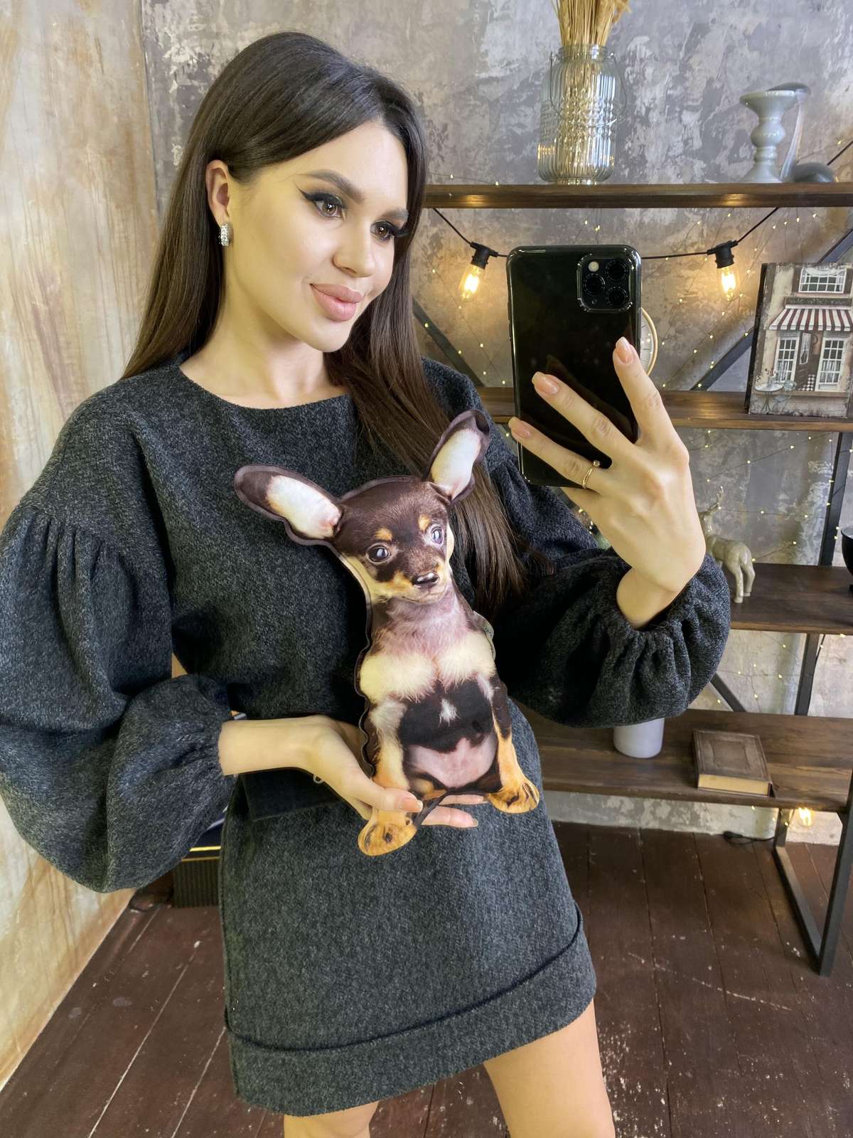 Реалістична іграшка-подушка Той-тер'єр - фото 7