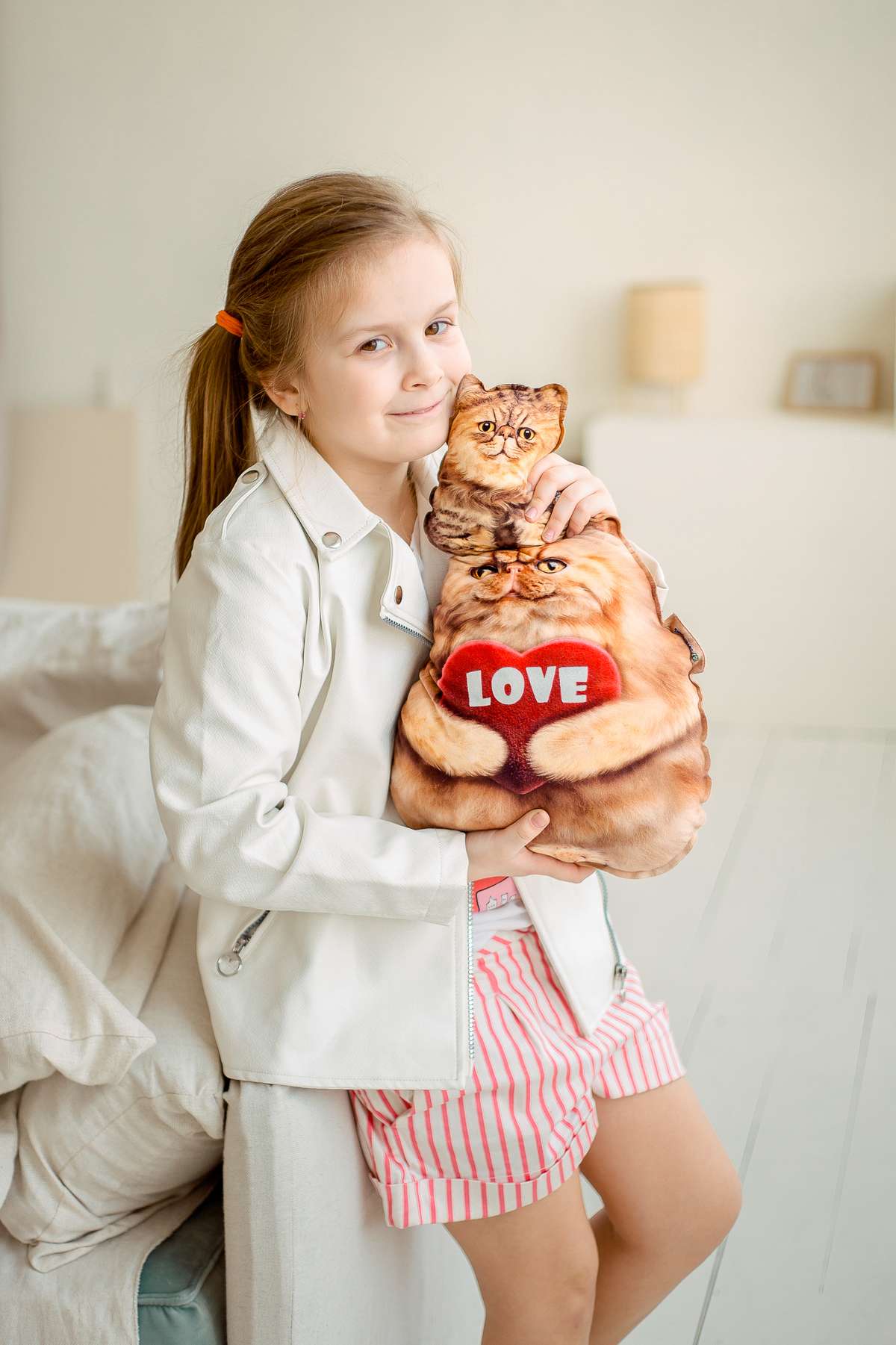 Реалістичну іграшку Перське кошеня посміхається (S) від - фото 3